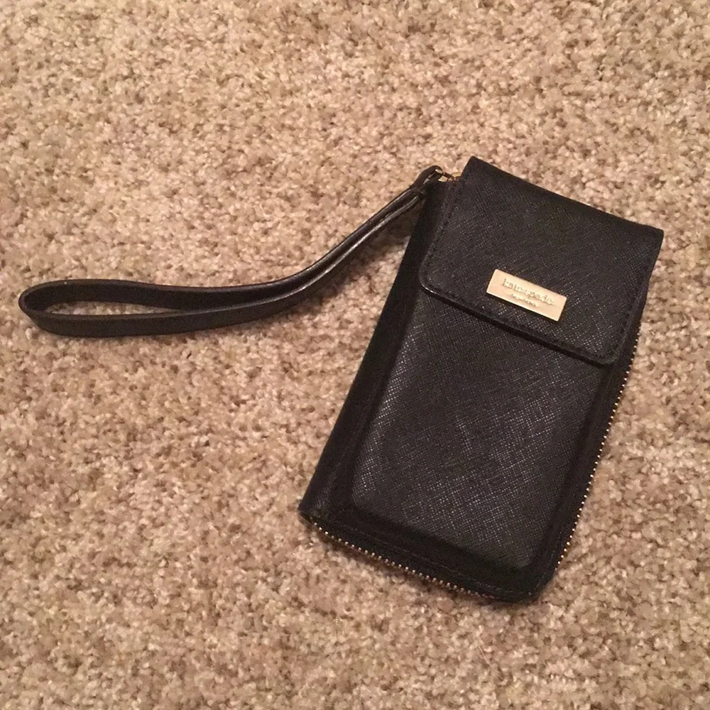 💖 Kate Spade Kirstie‎ Newbury Lane wristlet